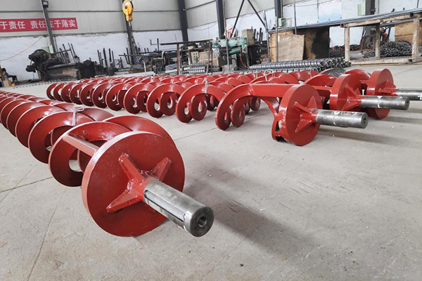 Constant-Thickness-Screw-Flight-Winded-on-Mould-6