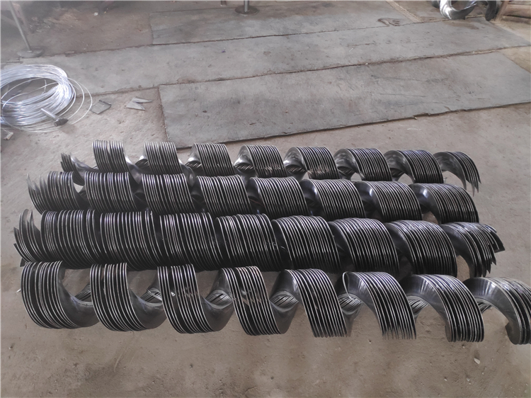Continuous Cold Rolled Screw Flight (2)