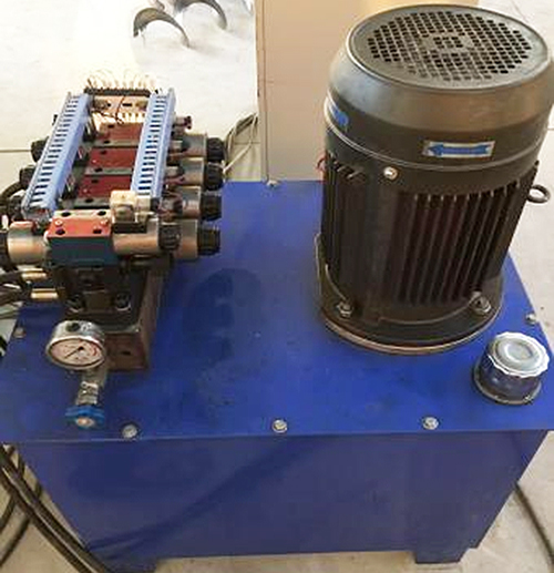 Continuous-Screw-Flight-Cold-Rolling-Machine-13