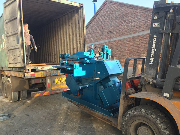 Continuous-Screw-Flight-Cold-Rolling-Machine-17