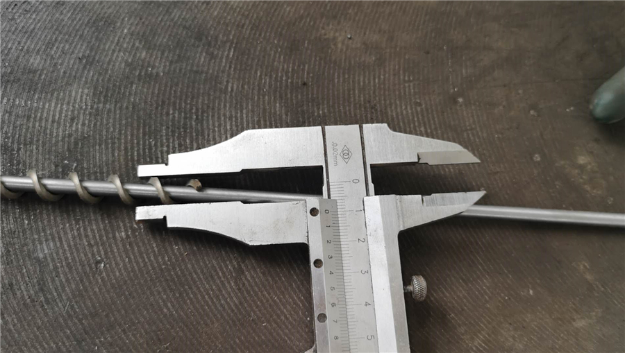 Screw Flight (2)