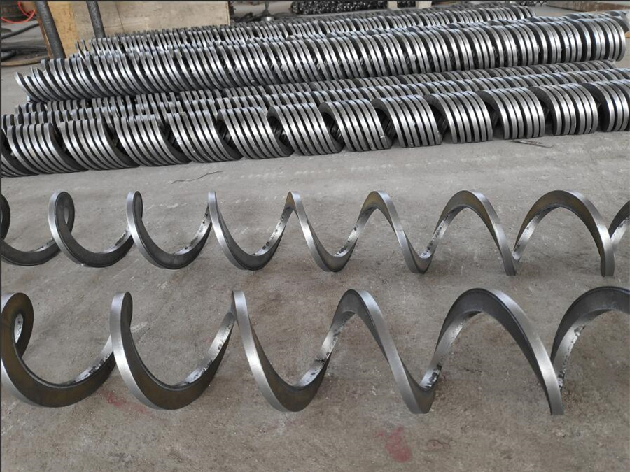 Square Steel Auger Flight (1)