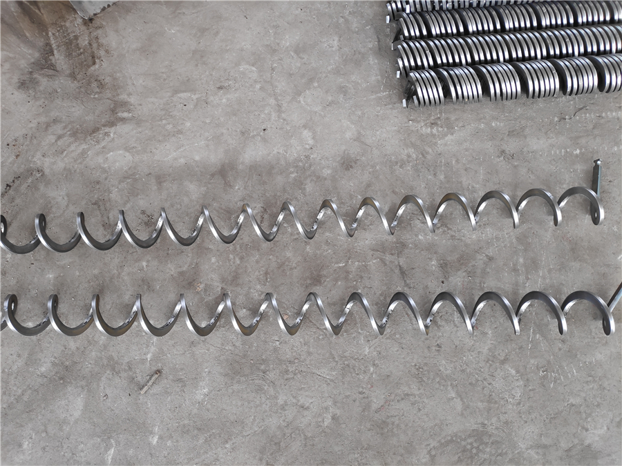 Square Steel Auger Flight (6)