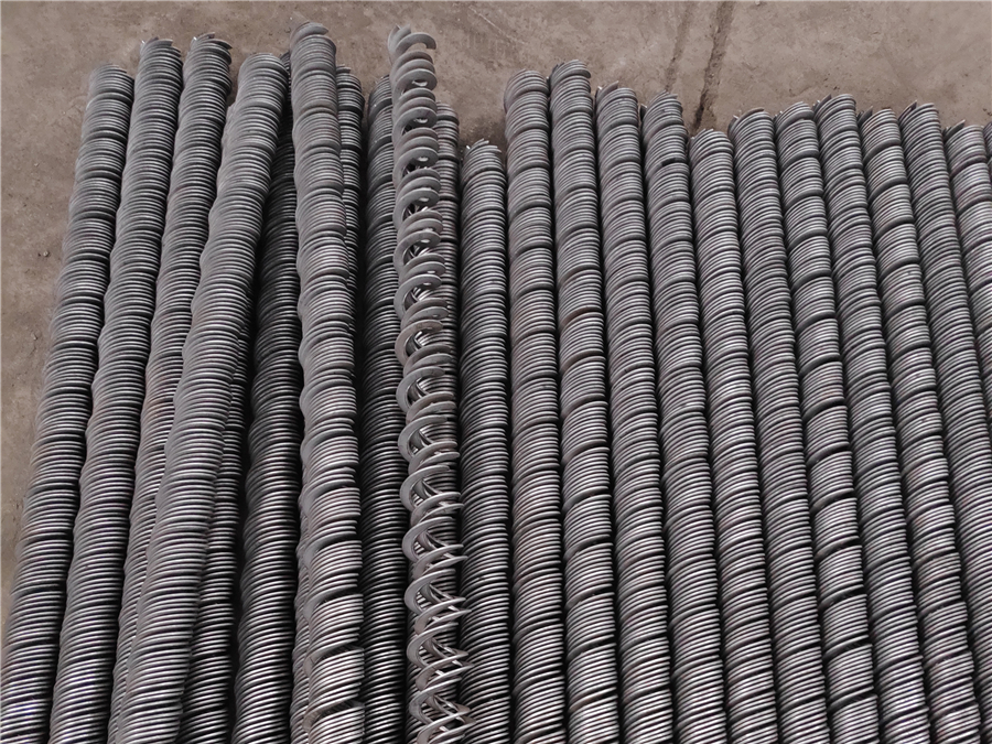 Stainless Steel Screw Flight (2)